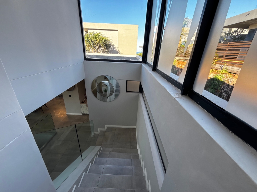 4 Bedroom Property for Sale in Shakas Rock KwaZulu-Natal