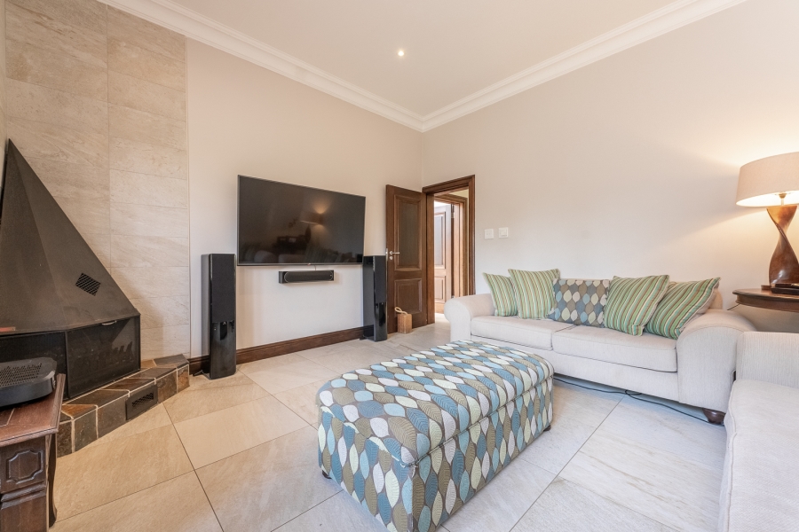 5 Bedroom Property for Sale in Kirtlington Park KwaZulu-Natal