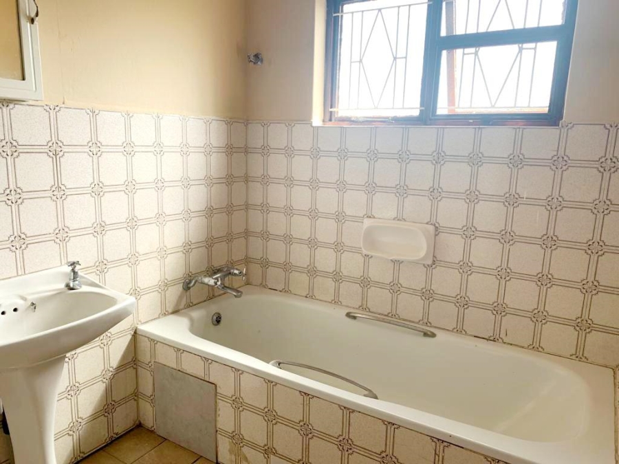 3 Bedroom Property for Sale in Meer En See KwaZulu-Natal