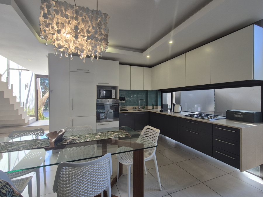 3 Bedroom Property for Sale in Ballito Central KwaZulu-Natal