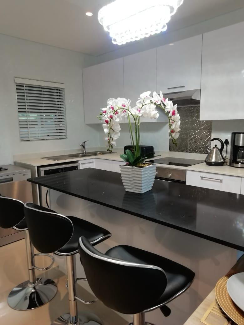 To Let 2 Bedroom Property for Rent in Ballito Central KwaZulu-Natal