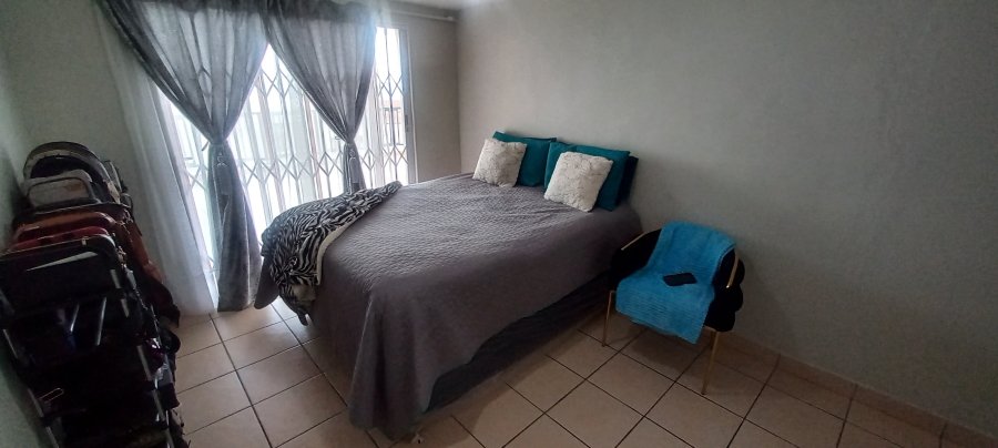 2 Bedroom Property for Sale in Margate Beach KwaZulu-Natal
