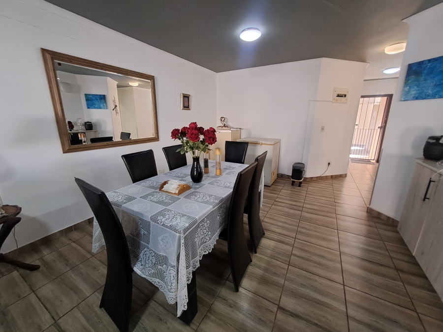 3 Bedroom Property for Sale in Uvongo KwaZulu-Natal