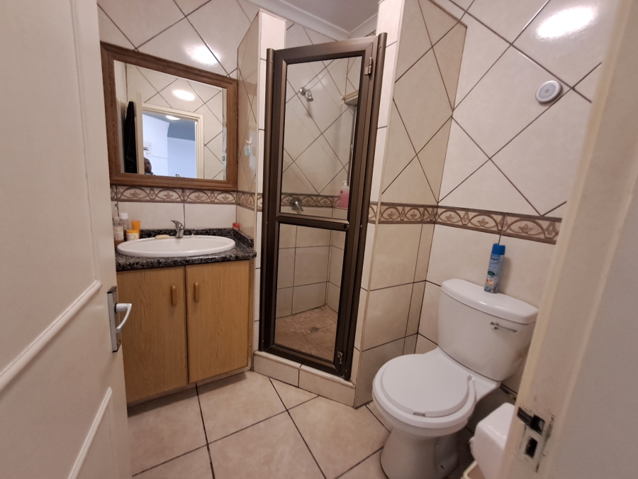 3 Bedroom Property for Sale in Uvongo KwaZulu-Natal