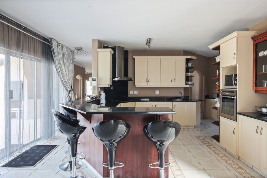 4 Bedroom Property for Sale in Umhlanga KwaZulu-Natal