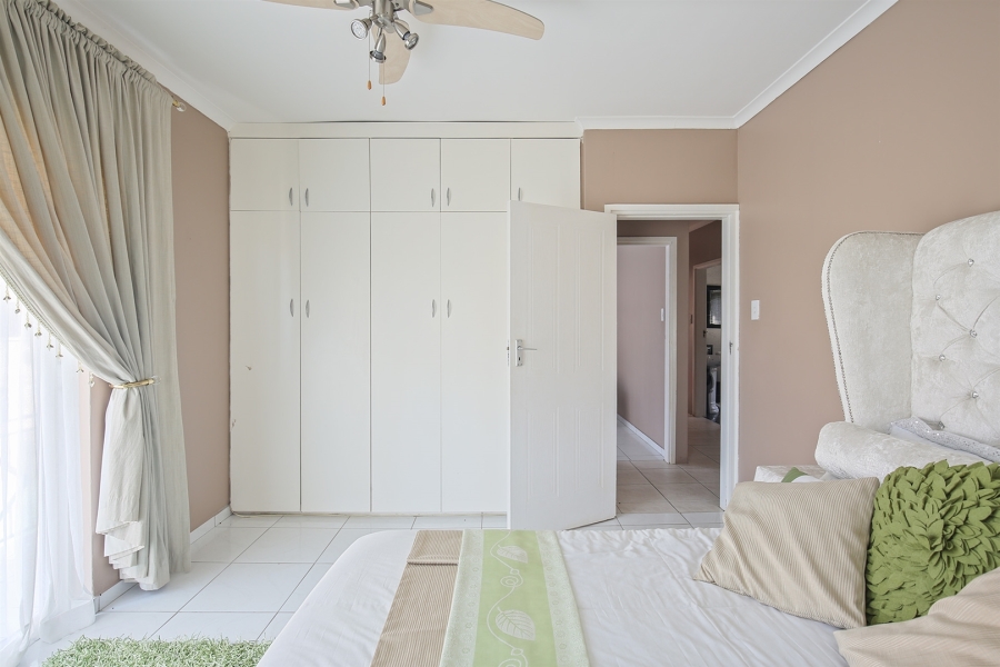 4 Bedroom Property for Sale in Umhlanga KwaZulu-Natal
