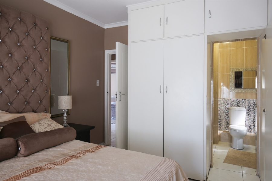 4 Bedroom Property for Sale in Umhlanga KwaZulu-Natal