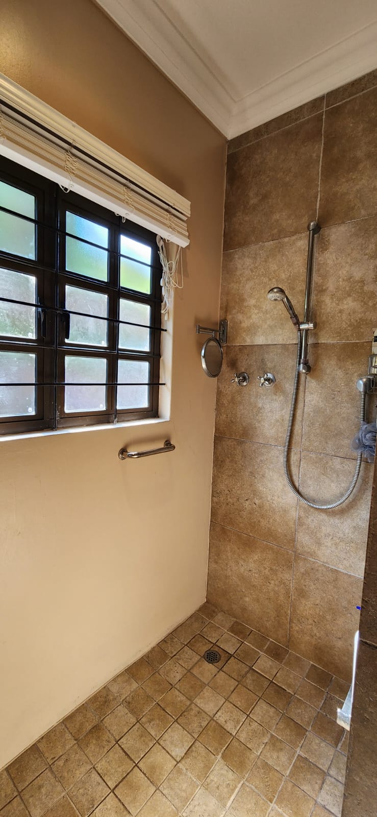 To Let 2 Bedroom Property for Rent in Assagay KwaZulu-Natal