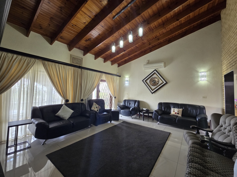 4 Bedroom Property for Sale in Reservoir Hills KwaZulu-Natal