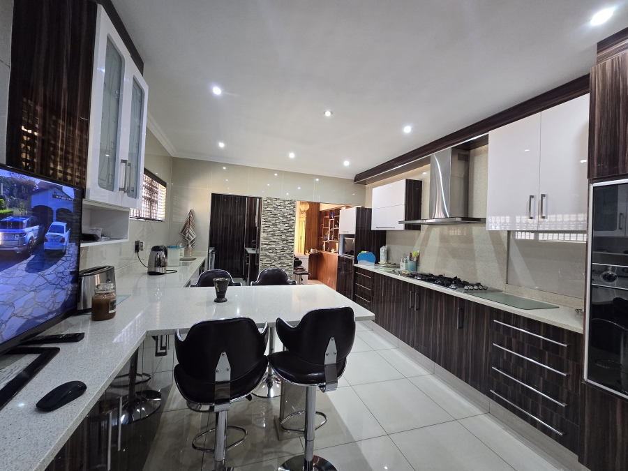 4 Bedroom Property for Sale in Reservoir Hills KwaZulu-Natal