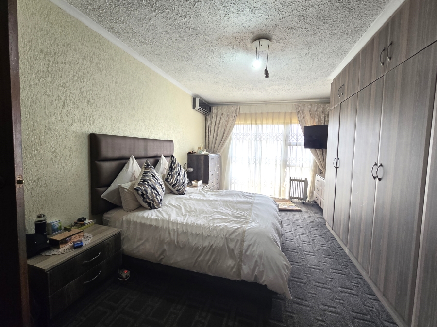 4 Bedroom Property for Sale in Reservoir Hills KwaZulu-Natal