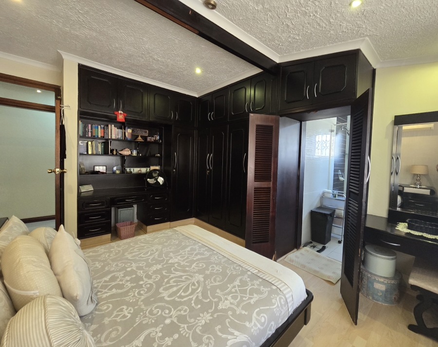 4 Bedroom Property for Sale in Reservoir Hills KwaZulu-Natal
