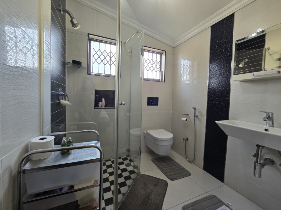 4 Bedroom Property for Sale in Reservoir Hills KwaZulu-Natal