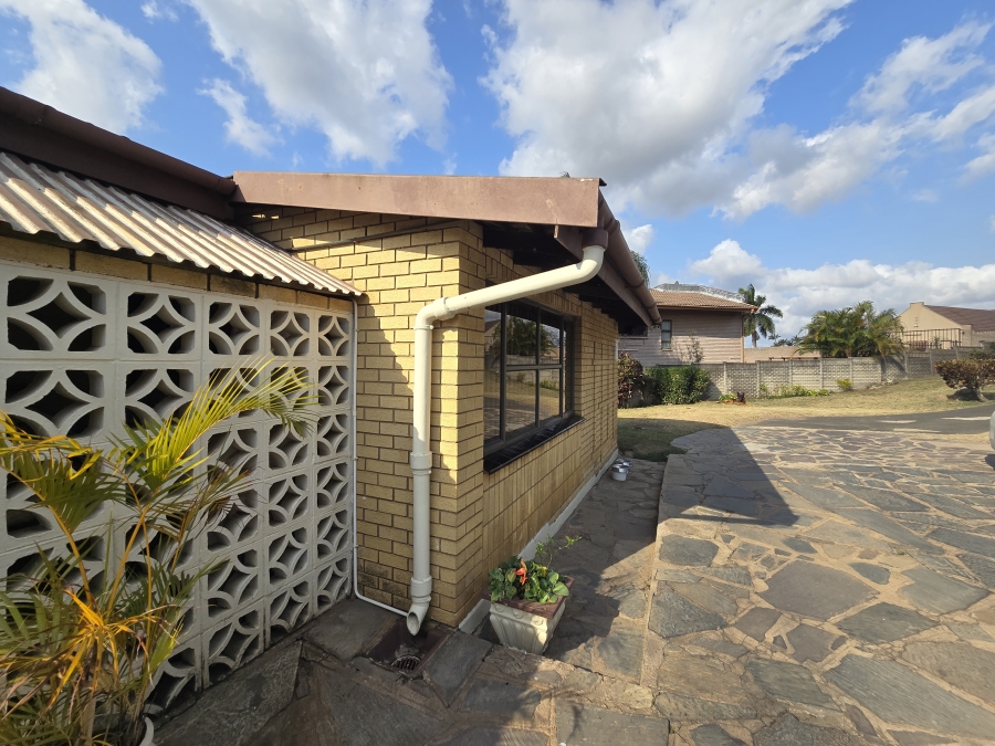4 Bedroom Property for Sale in Reservoir Hills KwaZulu-Natal