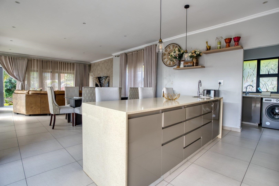 4 Bedroom Property for Sale in Palm Lakes Estate KwaZulu-Natal