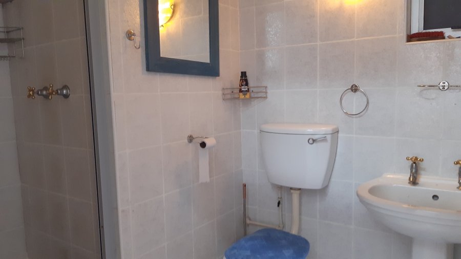 To Let 2 Bedroom Property for Rent in Amanzimtoti KwaZulu-Natal