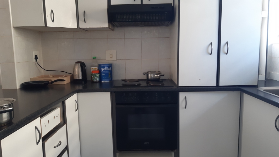 To Let 2 Bedroom Property for Rent in Amanzimtoti KwaZulu-Natal