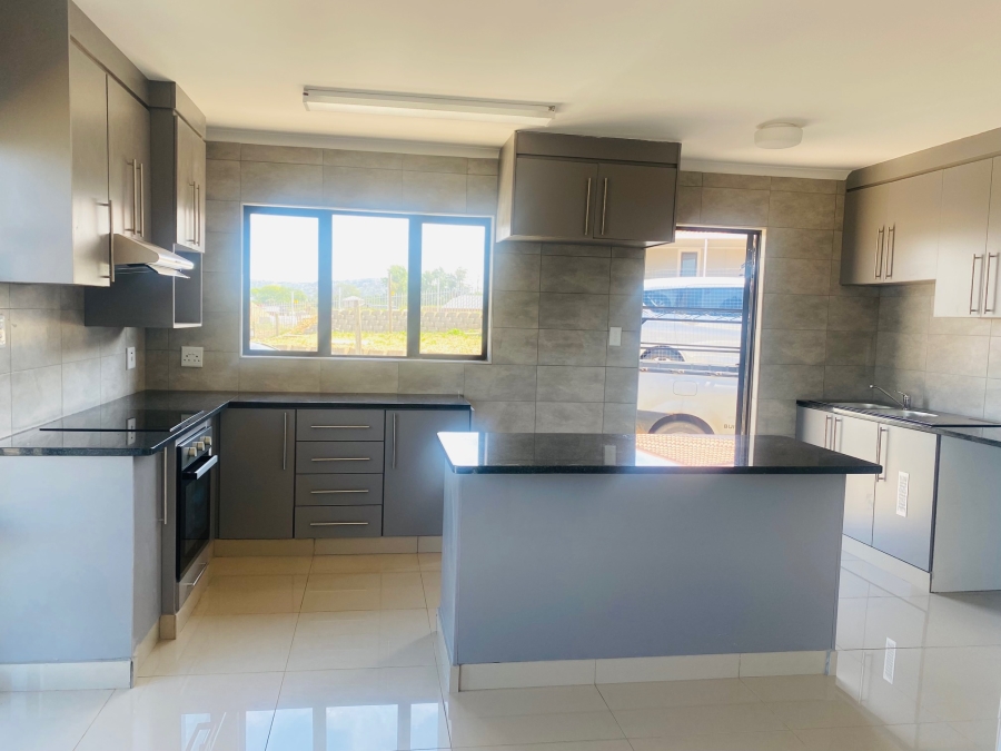 3 Bedroom Property for Sale in Panorama Gardens KwaZulu-Natal