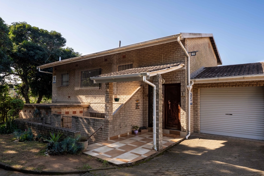 3 Bedroom Property for Sale in Amanzimtoti KwaZulu-Natal