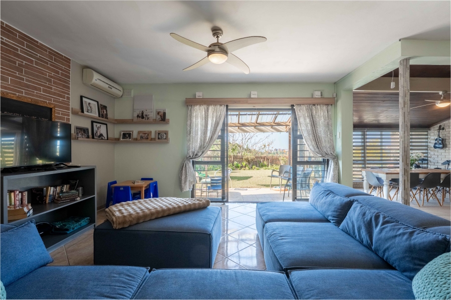 3 Bedroom Property for Sale in Amanzimtoti KwaZulu-Natal