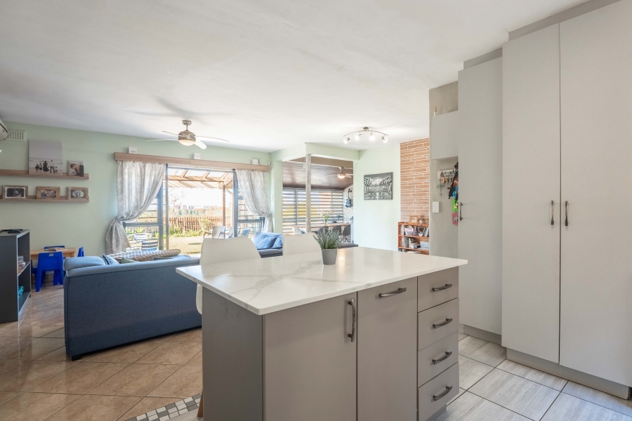 3 Bedroom Property for Sale in Amanzimtoti KwaZulu-Natal