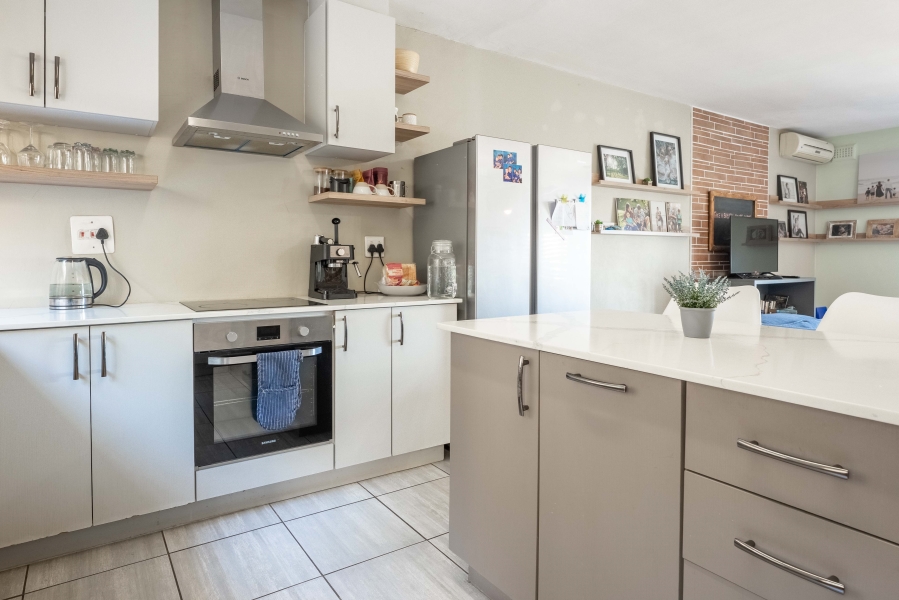 3 Bedroom Property for Sale in Amanzimtoti KwaZulu-Natal