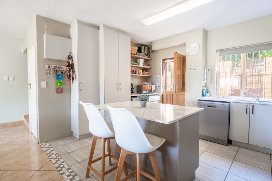 3 Bedroom Property for Sale in Amanzimtoti KwaZulu-Natal