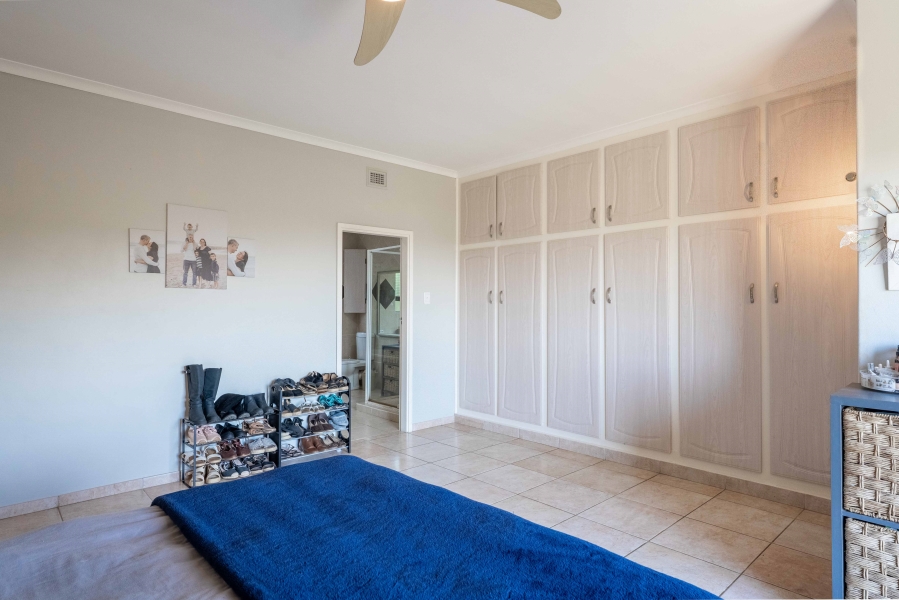 3 Bedroom Property for Sale in Amanzimtoti KwaZulu-Natal