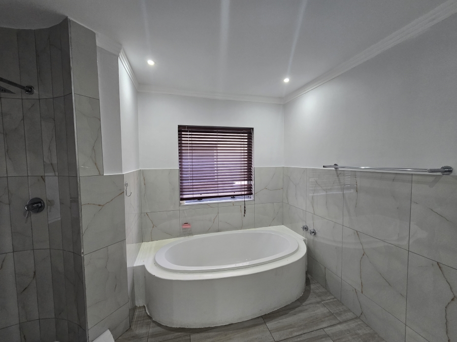To Let 3 Bedroom Property for Rent in Ballito Central KwaZulu-Natal