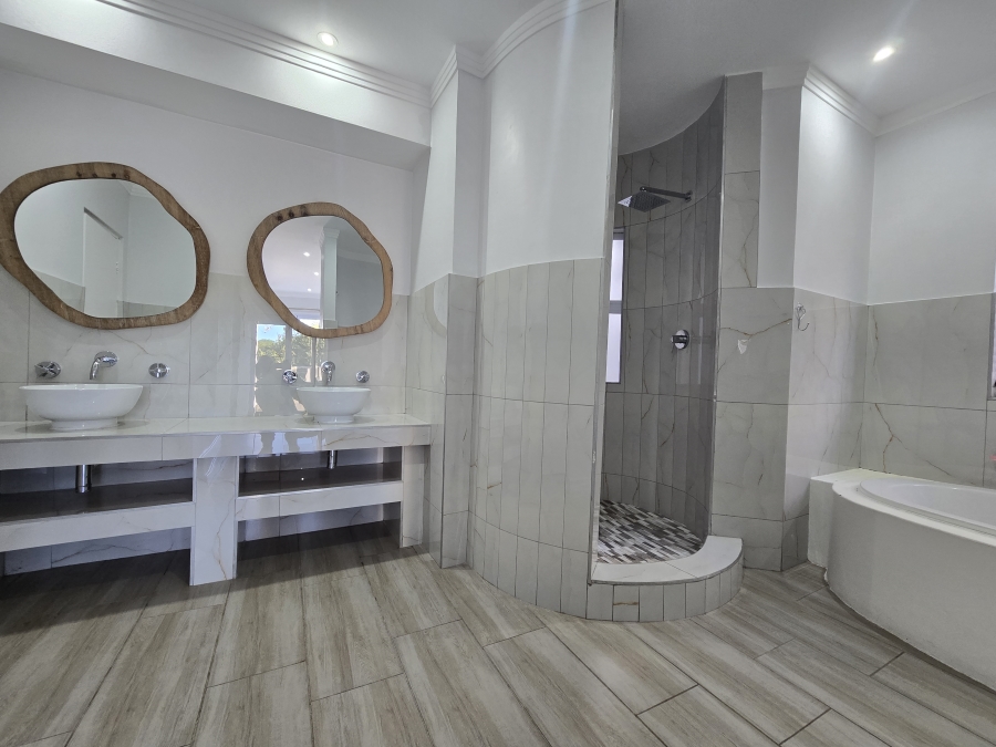 To Let 3 Bedroom Property for Rent in Ballito Central KwaZulu-Natal