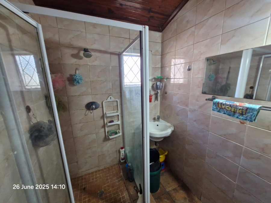 4 Bedroom Property for Sale in Escombe KwaZulu-Natal