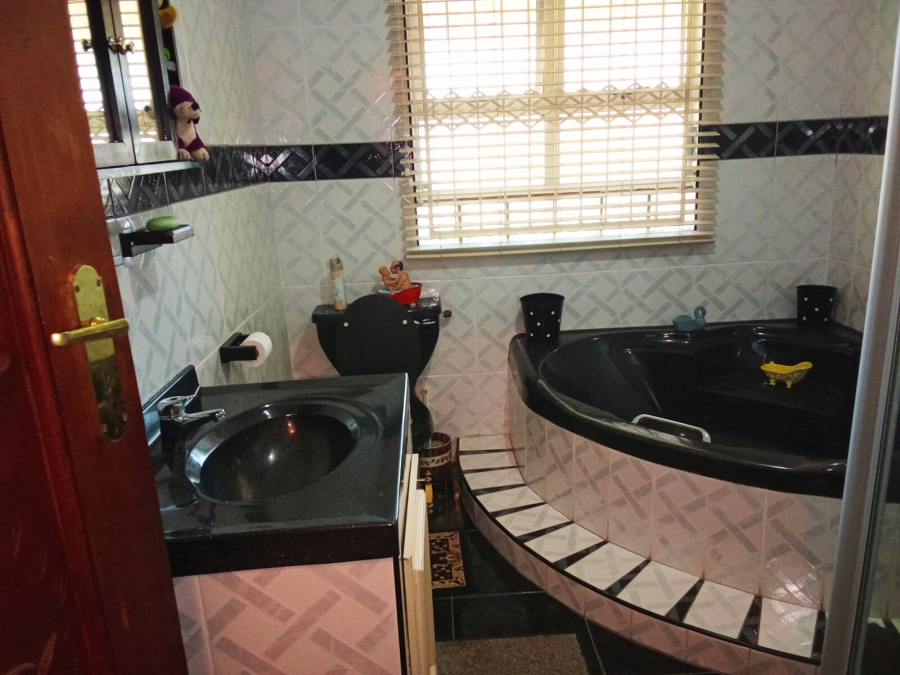 10 Bedroom Property for Sale in Eshowe KwaZulu-Natal