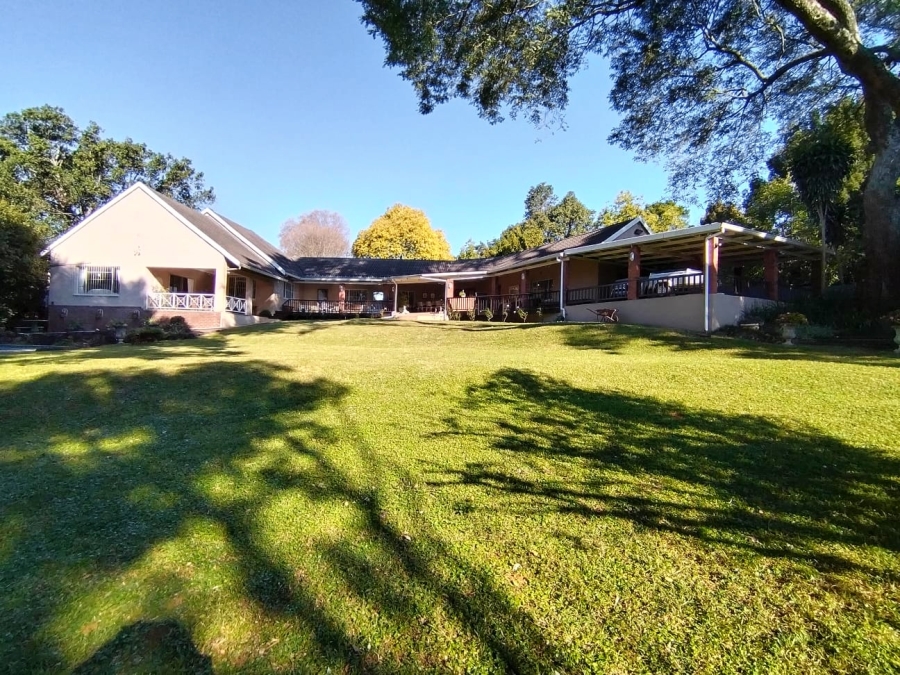 5 Bedroom Property for Sale in Athlone KwaZulu-Natal