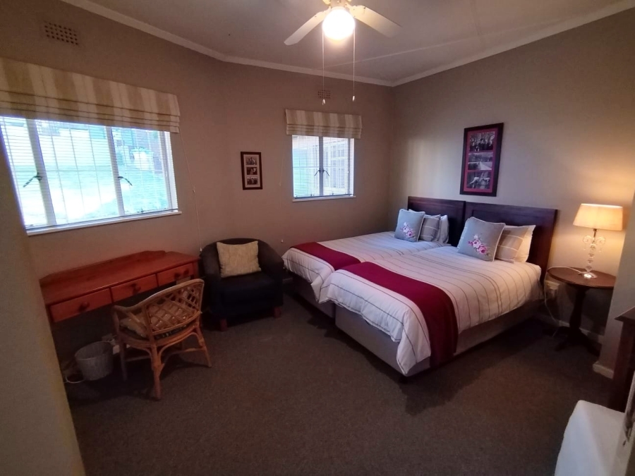 5 Bedroom Property for Sale in Athlone KwaZulu-Natal
