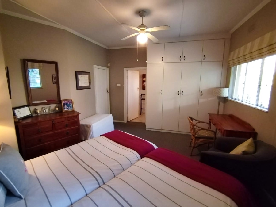 5 Bedroom Property for Sale in Athlone KwaZulu-Natal