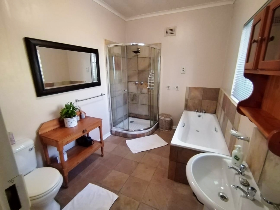 5 Bedroom Property for Sale in Athlone KwaZulu-Natal