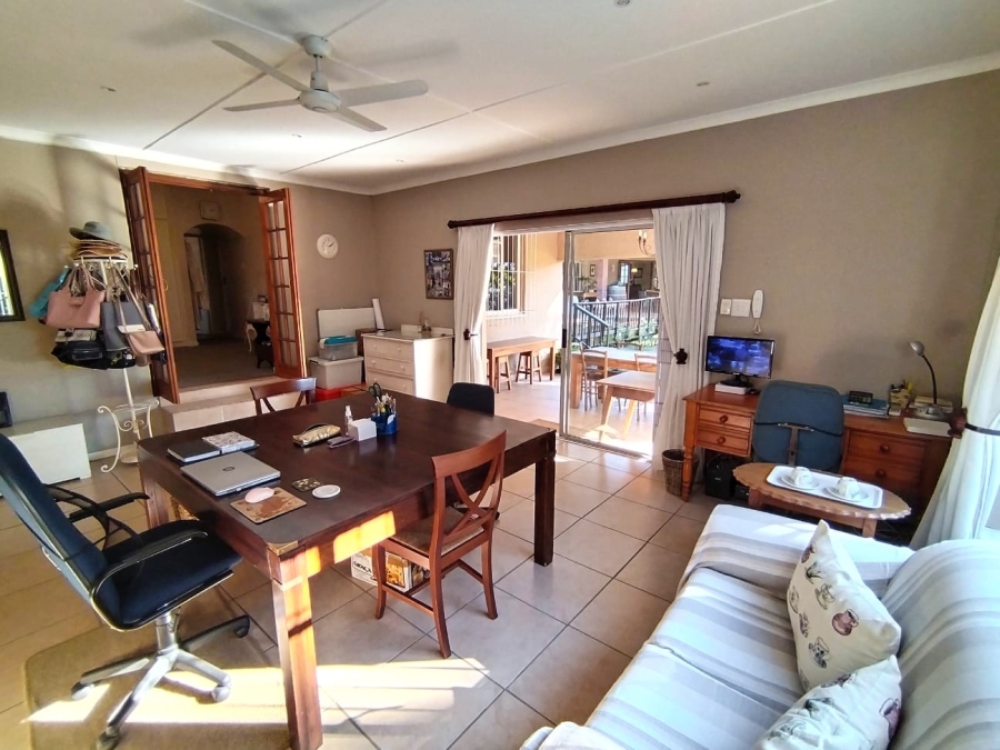 5 Bedroom Property for Sale in Athlone KwaZulu-Natal