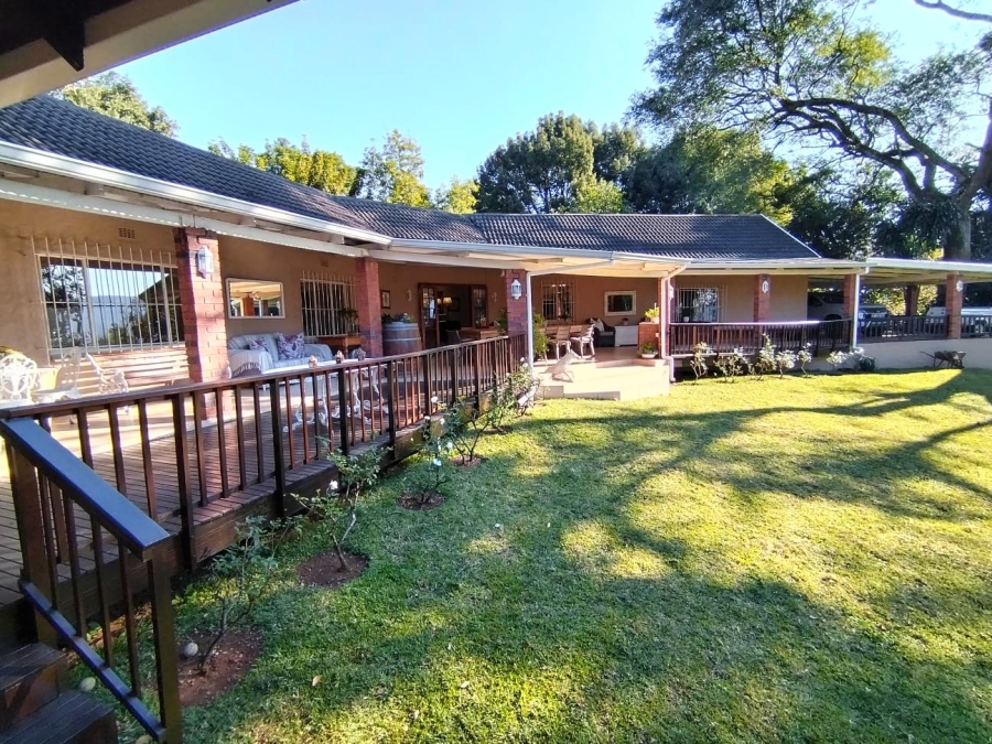5 Bedroom Property for Sale in Athlone KwaZulu-Natal