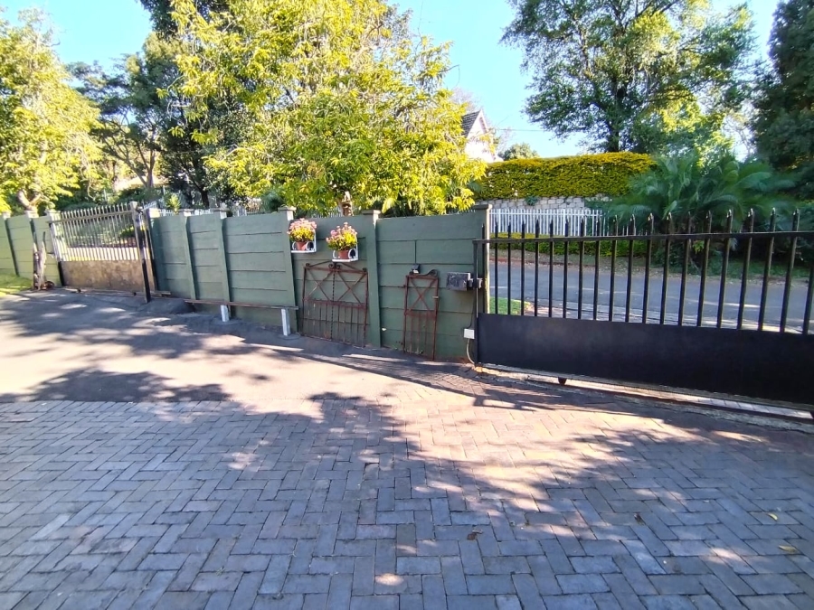 5 Bedroom Property for Sale in Athlone KwaZulu-Natal