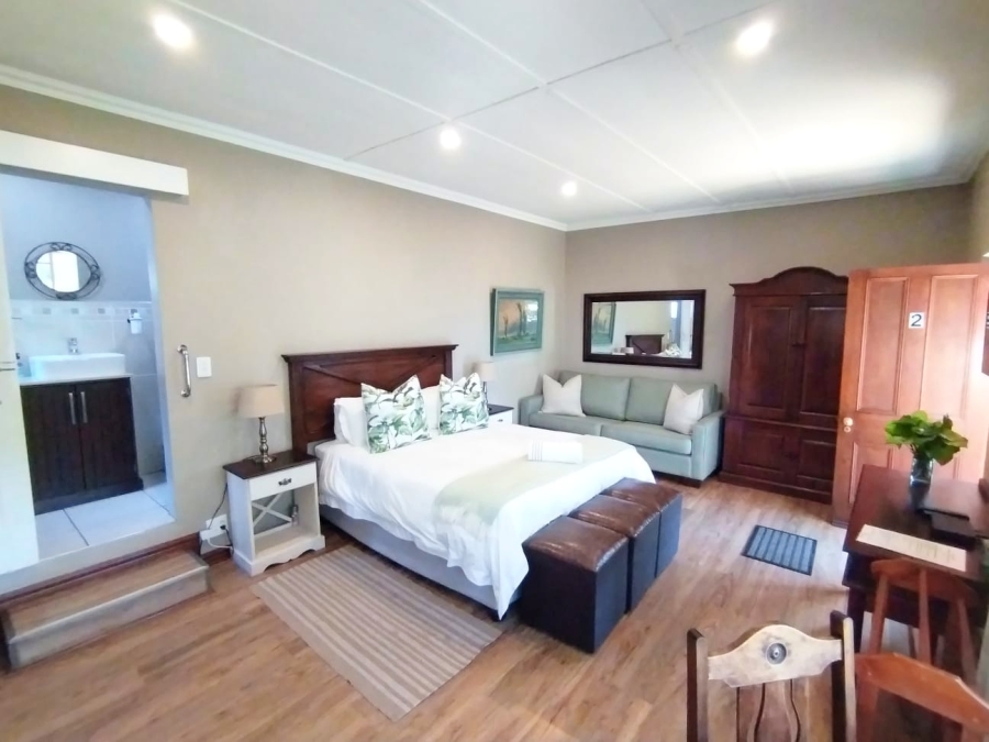 5 Bedroom Property for Sale in Athlone KwaZulu-Natal