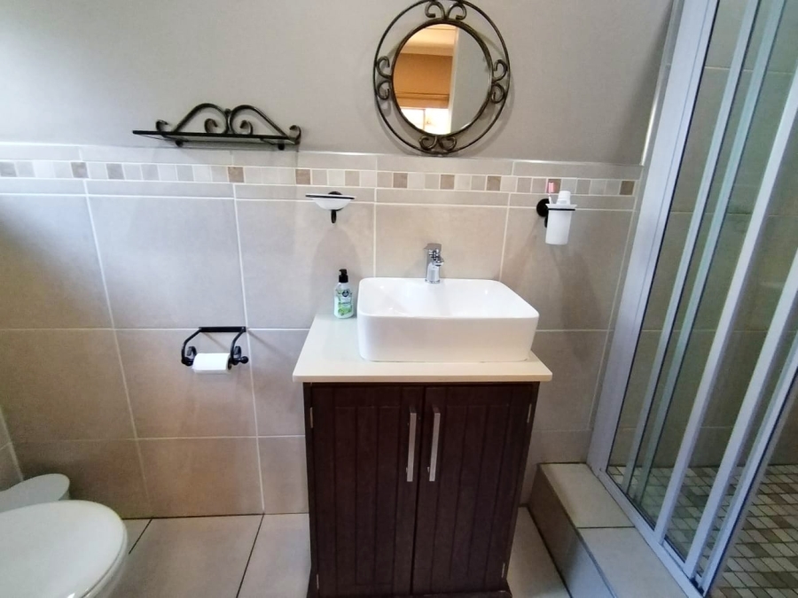 5 Bedroom Property for Sale in Athlone KwaZulu-Natal