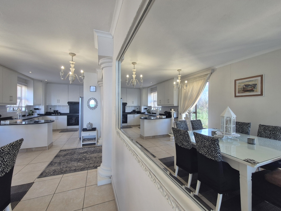 3 Bedroom Property for Sale in Westbrook KwaZulu-Natal