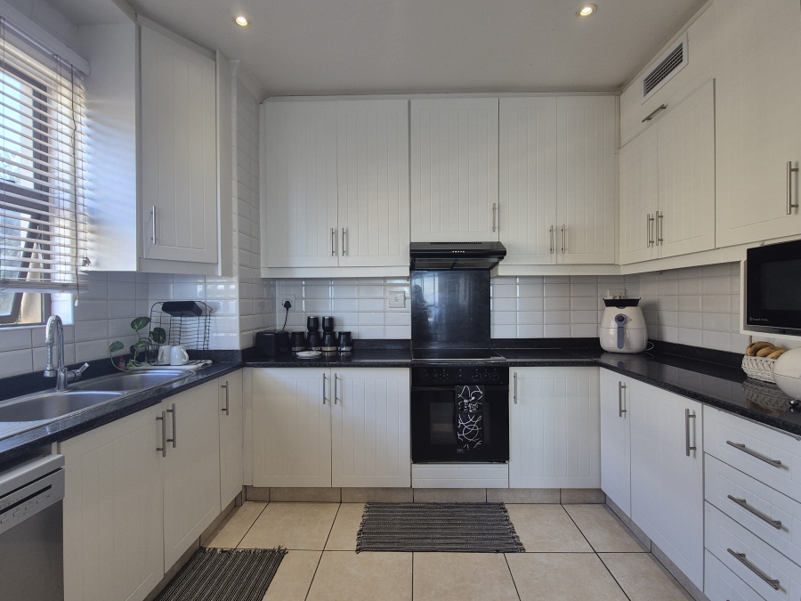 3 Bedroom Property for Sale in Westbrook KwaZulu-Natal