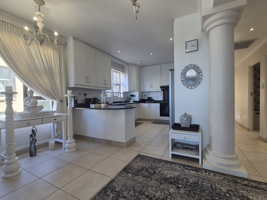 3 Bedroom Property for Sale in Westbrook KwaZulu-Natal