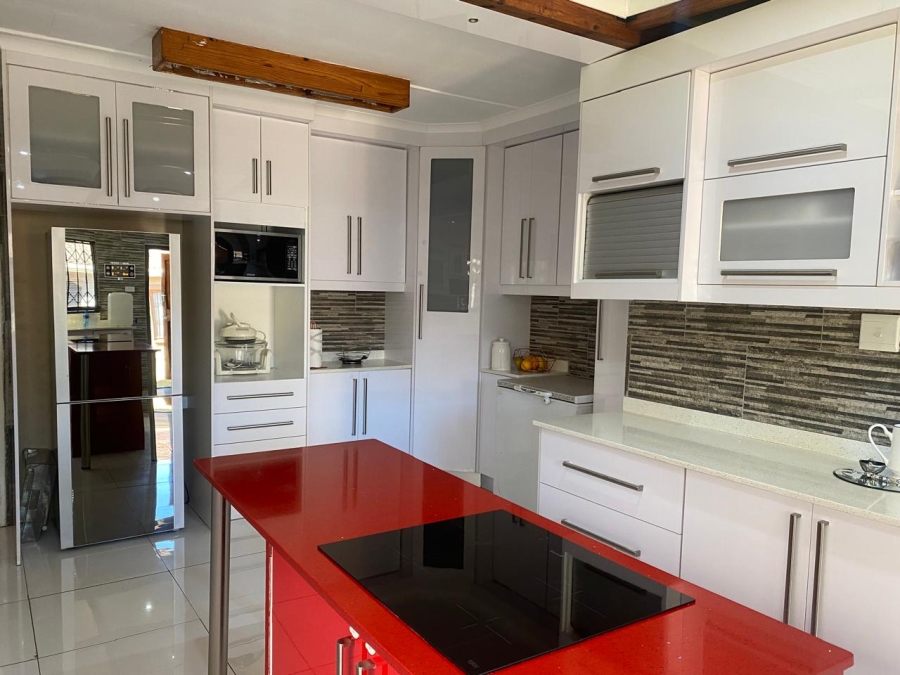 3 Bedroom Property for Sale in Epworth KwaZulu-Natal