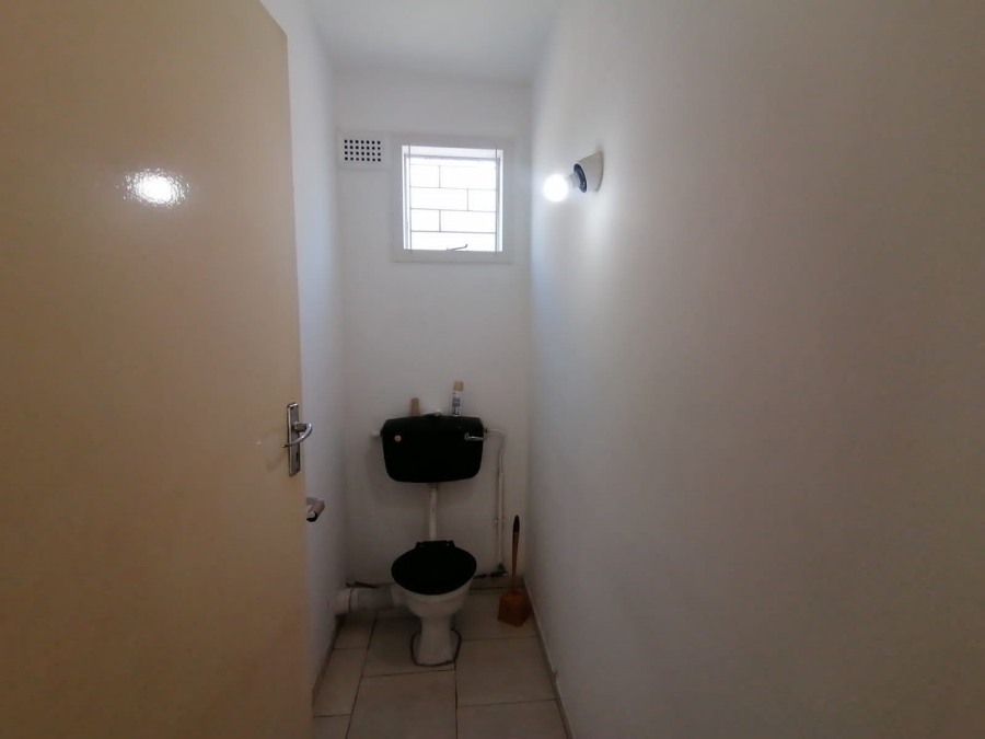 2 Bedroom Property for Sale in New Germany KwaZulu-Natal