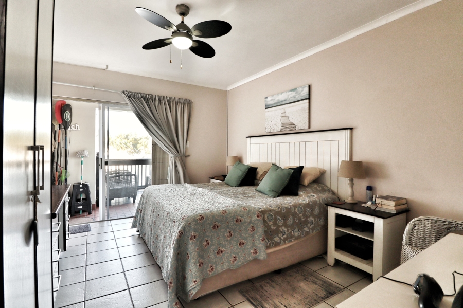 4 Bedroom Property for Sale in Tuzi Gazi KwaZulu-Natal