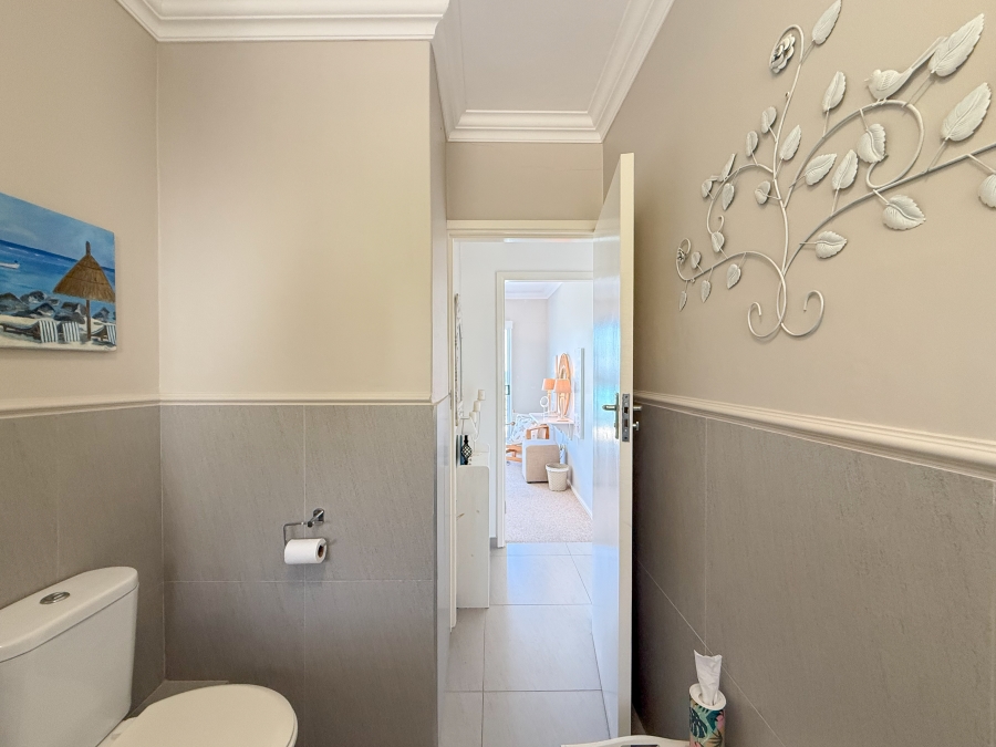 3 Bedroom Property for Sale in Shakas Rock KwaZulu-Natal