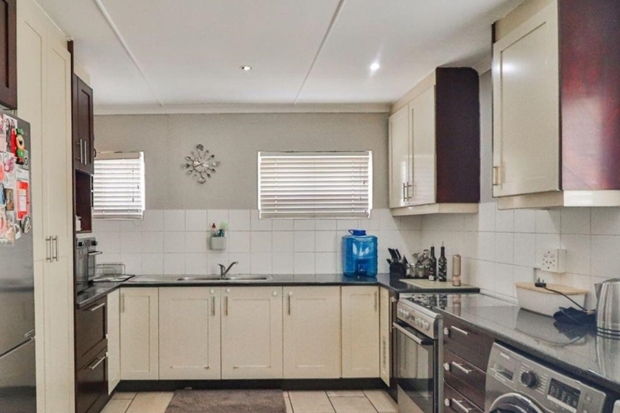 3 Bedroom Property for Sale in Scottsville KwaZulu-Natal