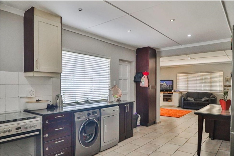 3 Bedroom Property for Sale in Scottsville KwaZulu-Natal